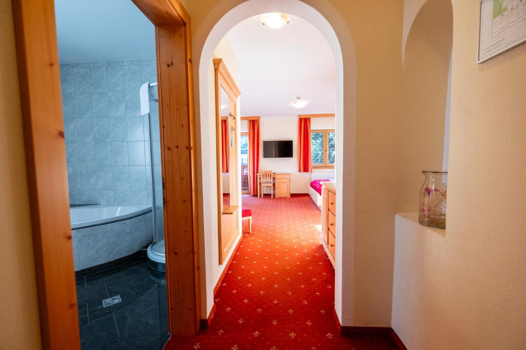 Hotel Rietzer Hof Екстер'єр фото