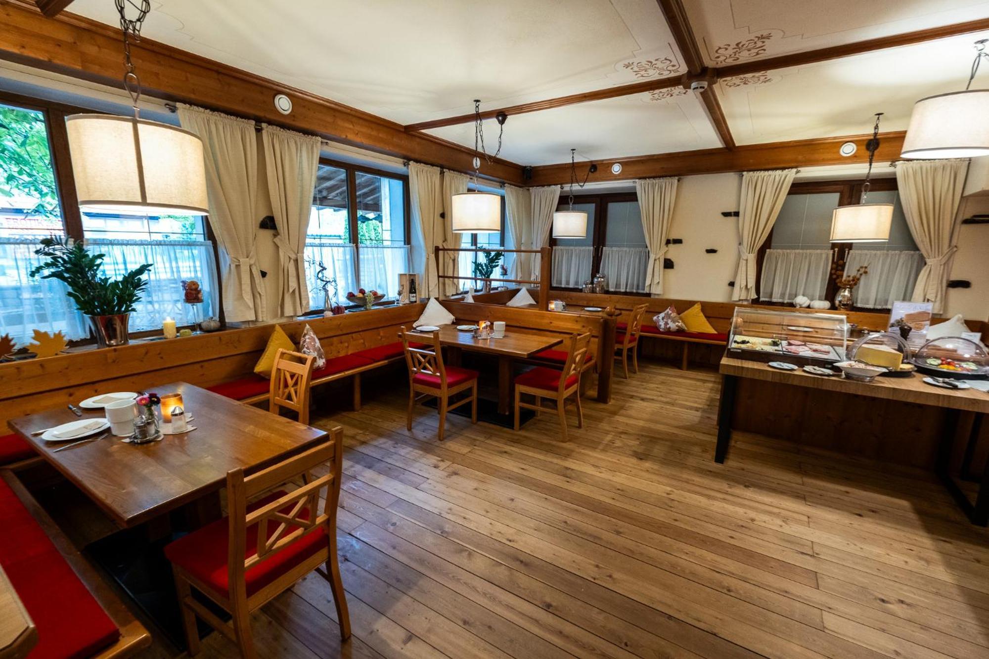 Hotel Rietzer Hof Екстер'єр фото