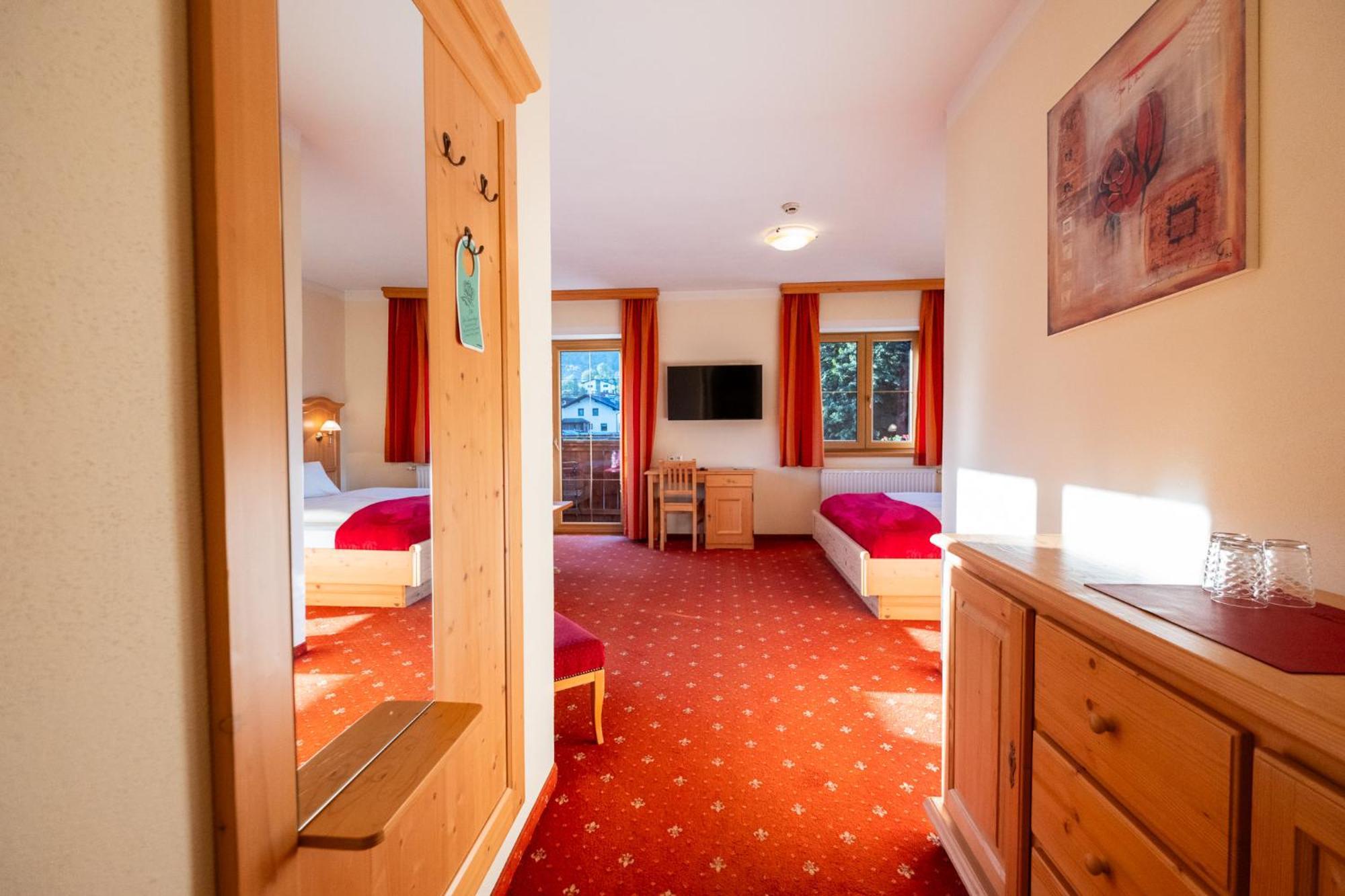 Hotel Rietzer Hof Екстер'єр фото