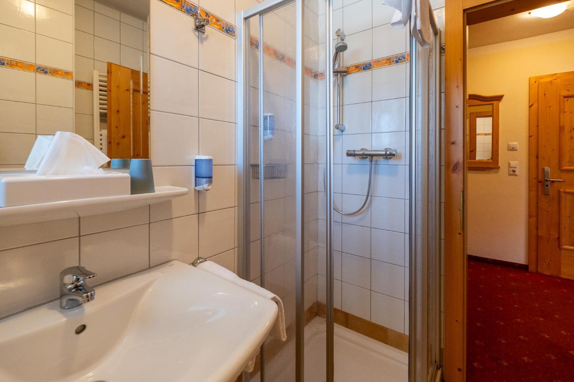 Hotel Rietzer Hof Екстер'єр фото